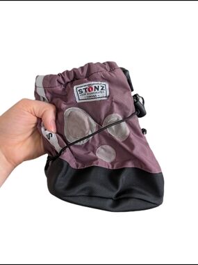 Stonz Kids Waterproof Booties in Mauve with Black Sole